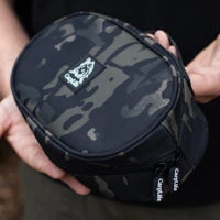 CarpLife Eclipse Camo Digi Scales & Carp Care Pouch